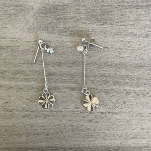 Lucky clove earrings